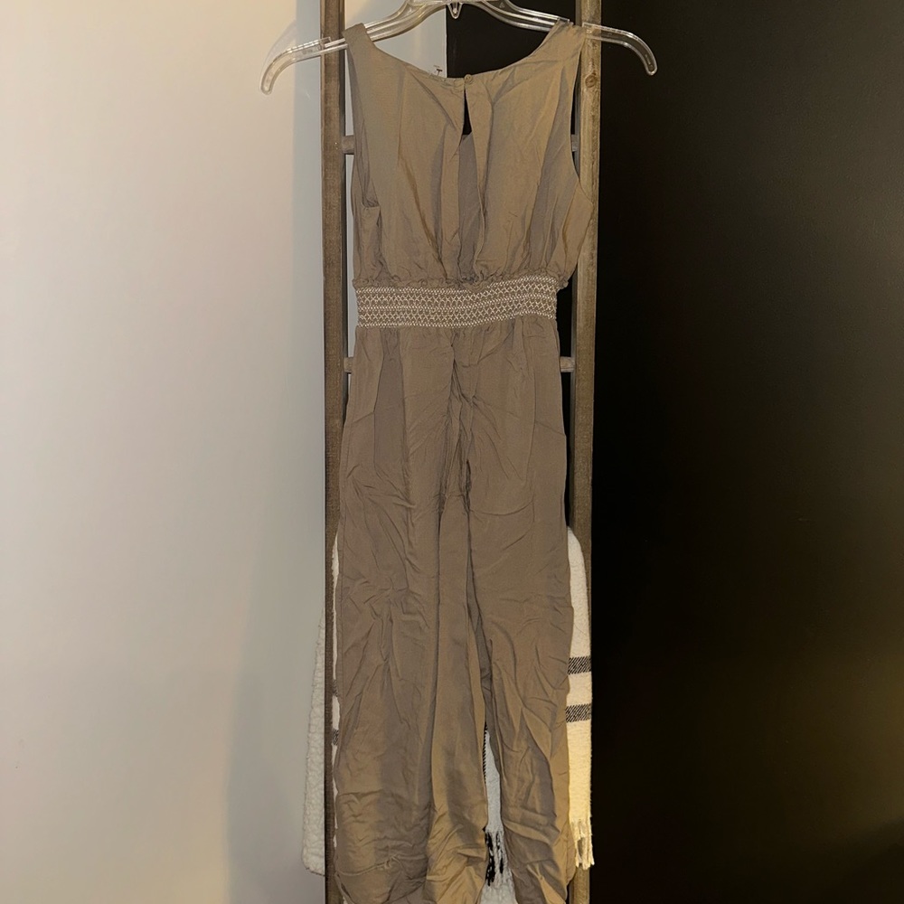 Jumpsuit - Picture 4 of 5